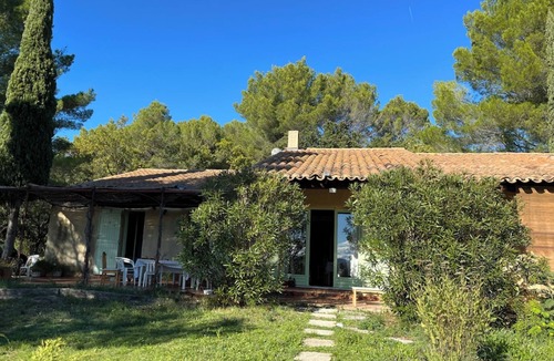 Puget House | Large family home in the countryside with private pool at the foot of the Luberon mountains