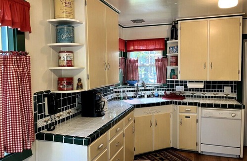 Tahoe Vista House | Large family home near North Lake Tahoe beaches & ski areas - Rhapsody Lodge