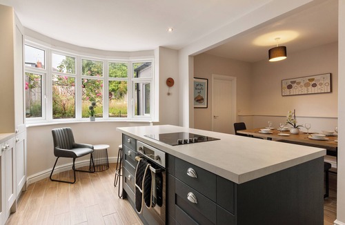 Hillsborough House | Large family home near the Peak District and Sheffield Centre.