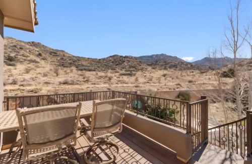 Northeast Heights House | Large family home