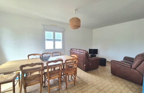 Lancieux House | Large family house - near beach