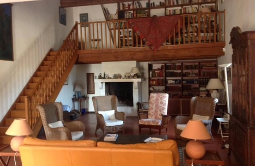 Frontignan House | Large family house surrounded by vineyards