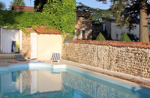 Perreux House | Large family mansion XVIII century.