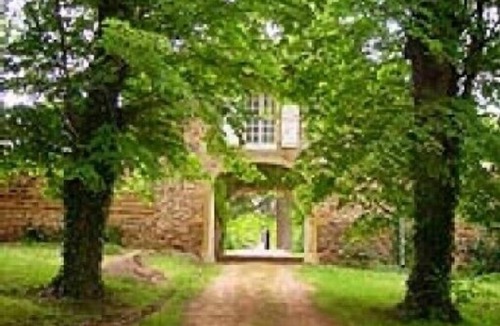 Perreux House | Large family mansion XVIII century.
