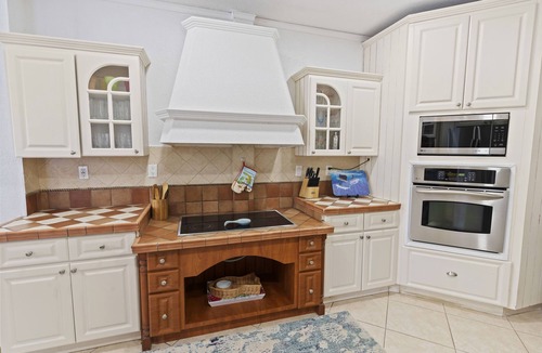 Miami Springs House | Large Family Retreat Pool Game Room Gym Near Beaches Shopping!