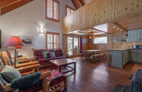 Kingswood Estates House | Large Farmhouse Styled Manor with Bonus Entertainment Room Loft and Garage