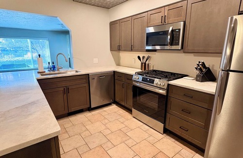 Navajo Dam House | Large Fishing Cabin, San Juan River Access