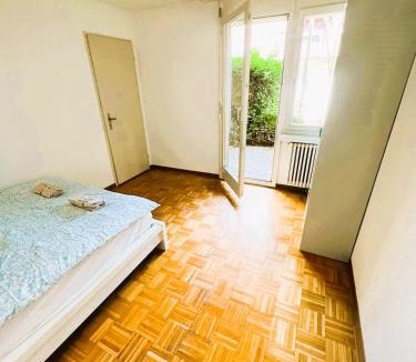 District 2 Apartment | Large Flats, Zurich Lake HWA - Self Checkin