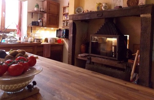 La Nouaille Cottage | Large forest lodge