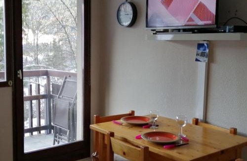 Saint-Pierre-de-Chartreuse Apartment | Large south-facing studio