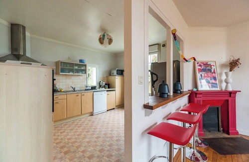 Pabu House | Large friendly house - sleeps 10