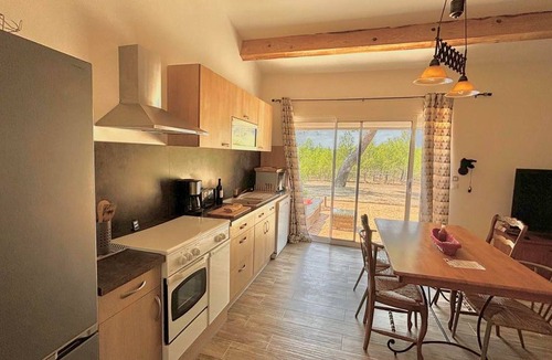 Lezignan-Corbieres House | Large Gîte 2 people