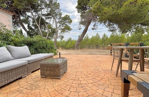 Lezignan-Corbieres House | Large Gîte 2 people