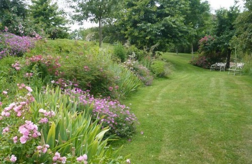 Gonneville-sur-Honfleur Cottage | Large gite, quiet, close to Honfleur