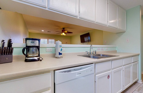 Port Aransas House | Large Garage for Boat, Shared Pool , Pet Friendly, Golf Cart Access