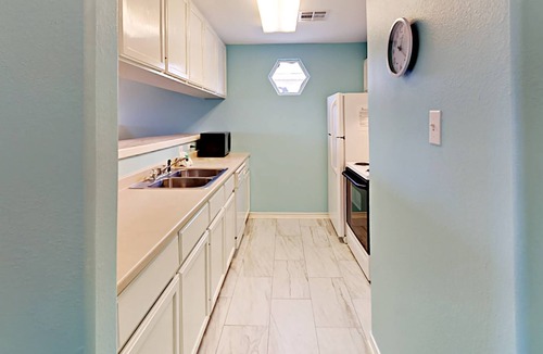 Port Aransas House | Large Garage for Boat, Shared Pool , Pet Friendly, Golf Cart Access