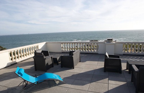 La Turballe House | LARGE GARDEN STUDIO WITH SEA VIEW