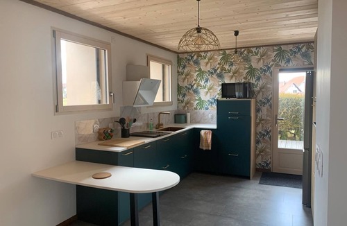 Cuvier House | Large gîte for 12 to 14 people, ideally located in the heart of the Jura mountains.