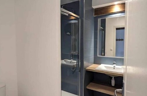 Crisenoy House | Large gite for rent -12 people