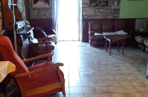 Bournazel Other | Large gite in a beautiful village. 4 bedrooms, each with private bathroom