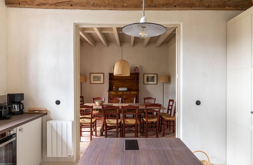 Pont-de-Ruan Cottage | Large gite located in the countryside in a protected environment
