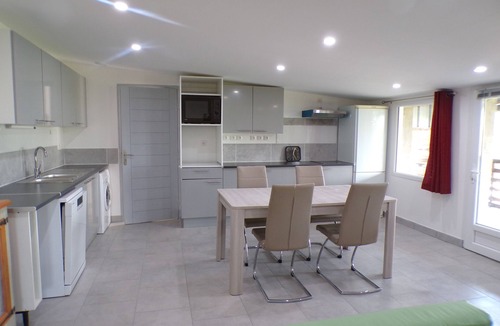 Basse-Normandie Apartment | Large gite sleeps 4 plus 1 cot