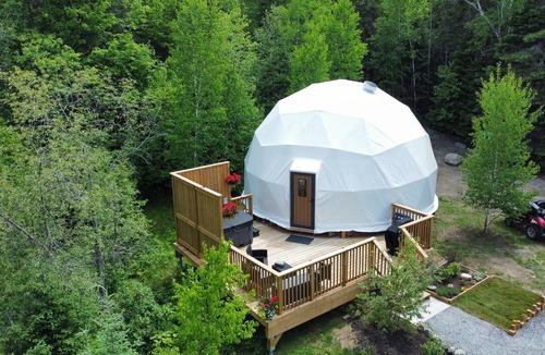 Maynooth Cabin | Large Glamping Geodesic Dome just minutes from Algonquin Park East Gate.