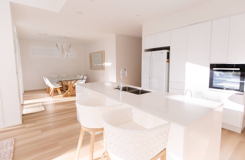 Pimpama House | Large Golf Course home with resort-style facilities