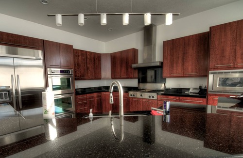 Bountiful House | Large Gorgeous Modern Home