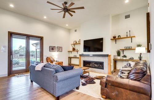 Georgetown House | Large Group Getaway in Georgetown w/Private Pool!