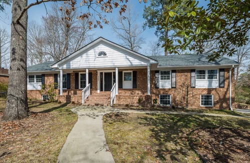 North Garrett Road House | Large Group Getaway Near Duke & UNC