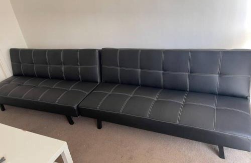 Pasadena House | large Group house