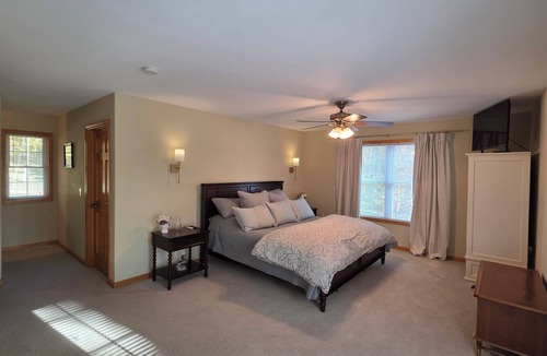 Piedmont Cabin | Large Group Private Lodge w/Stocked Pond, Fireplace and Game Room