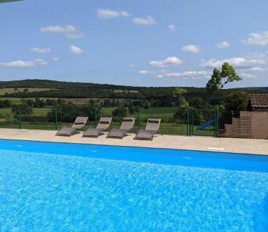 Sailly House | Large Gte With Pool In Peaceful Burgundy