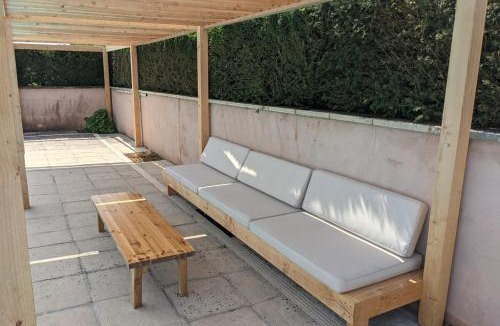 Sailly House | Large Gte With Pool In Peaceful Burgundy