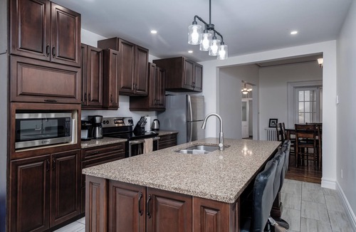 Downtown St. John's House | Large Historic Downtown FIVE Bedroom House