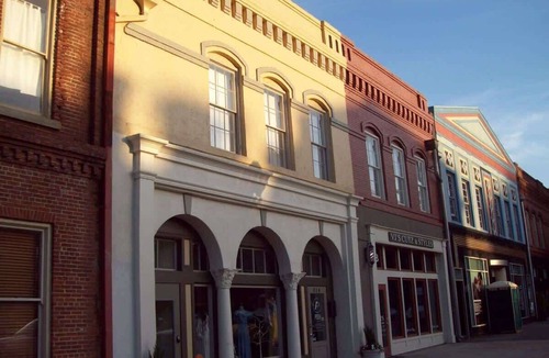 Macon Apartment | Large Historic Downtown Loft - Rear