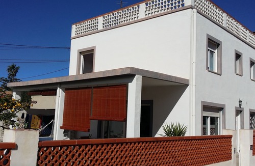 Vinaros House | Large holiday home 100m from the beach superbly located in the district