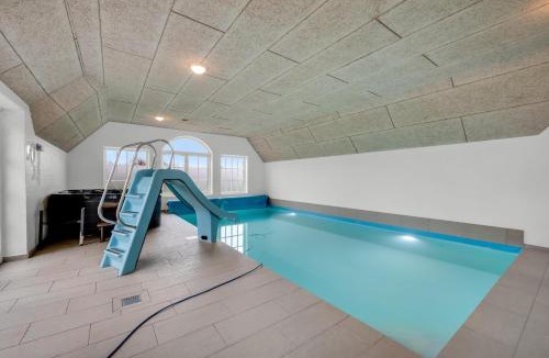 Vedersø Klit House | Large Holiday Home For 20 People With Large Pool, Hot Tub For 7 People And Activity Room