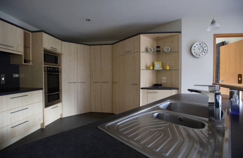 Rolleston House | Large Holiday Home in Rolleston