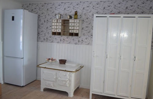 Ans Villa | Large holiday home in seaside hotel style