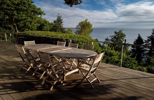 Gilleleje House | Large Holiday Home w/Stunning Waterfront Views & Separate Guest house sleeps 12
