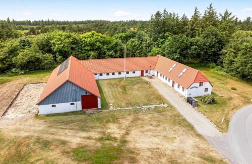 Bedsted House | Large Holiday Home With Modern Facilities For 10 People