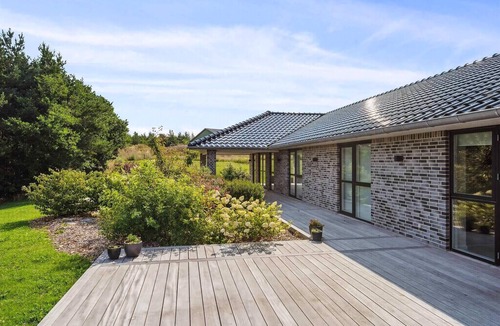 Otterup Villa | Large holiday home with pool near Odense