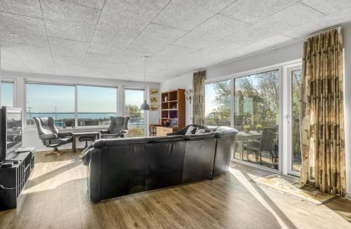 Thyholm House | Large Holiday Home With A View Of The Fjord