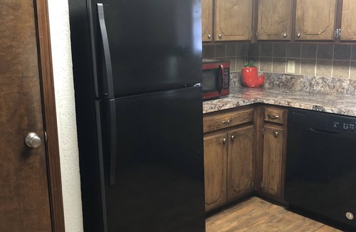 Soncy House | Large Home - close to everything! Over 2200 sq ft. EV Charger