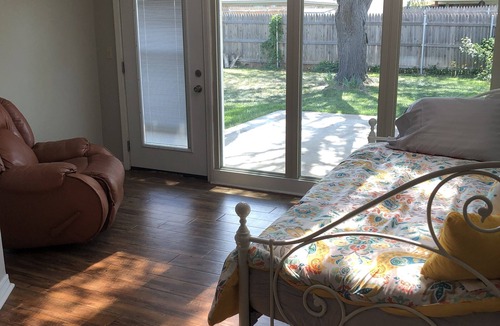 Soncy House | Large Home - close to everything! Over 2200 sq ft. EV Charger