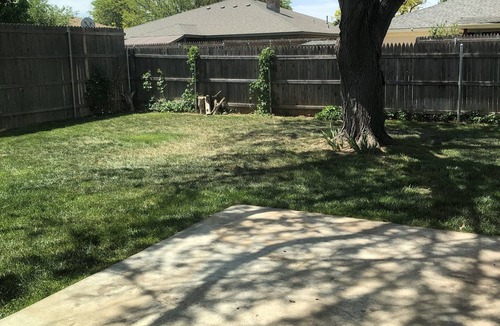 Soncy House | Large Home - close to everything! Over 2200 sq ft. EV Charger
