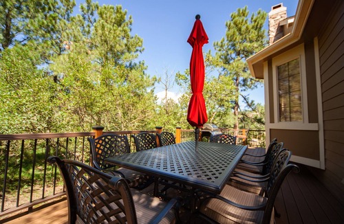 Briargate House | Large home great for big families! Secret Bunkbed Rm for the kids! Pet Friendly!
