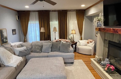 South Kansas City House | Large Home in Kansas City 19 Min from World Cup